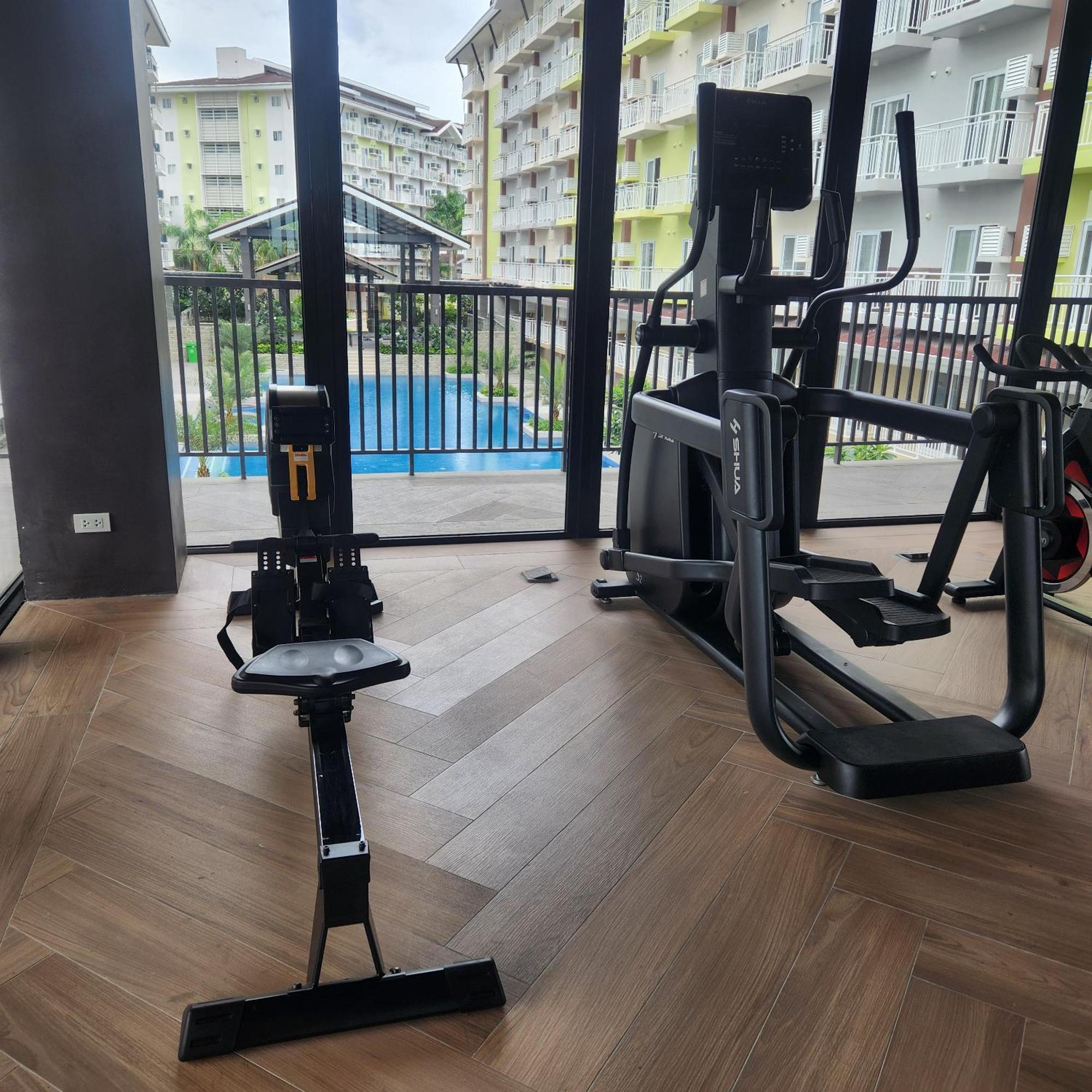 Condo Azur Suites A326 Amani Resorts Residences , 5 Minutes Airport, Netflix, Stylish, Cozy With Luxurious Swimming Pool Isla de Mactán Exterior foto